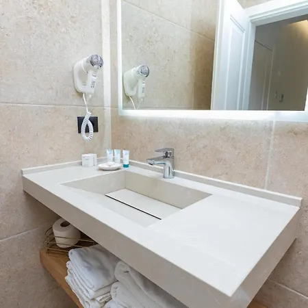 B&B Champagne, Vlore Bay Radhime Exterior photo