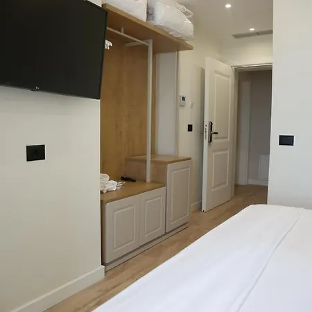 B&B Champagne, Vlore Bay Radhime Exterior photo
